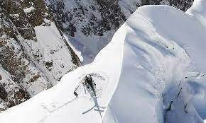 Babusar Pass opens for tourists for limited hours