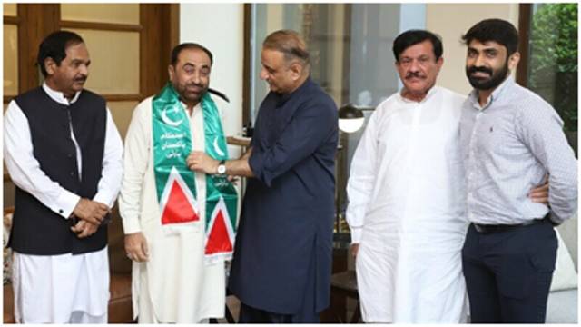 Former MPA Gul Agha joins IPP