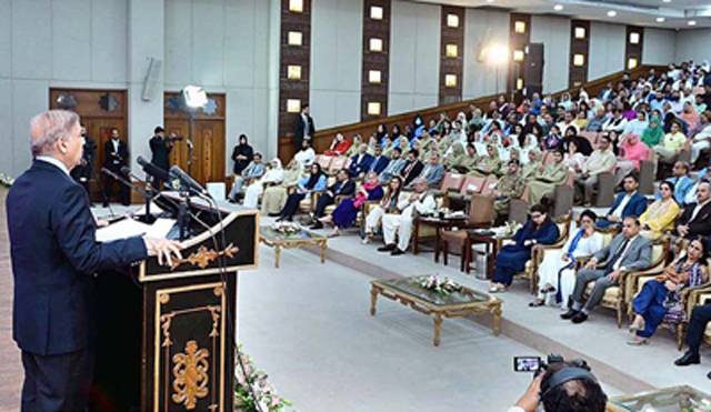 Pakistan has to throw off shackles of foreign debts to become active nation: PM