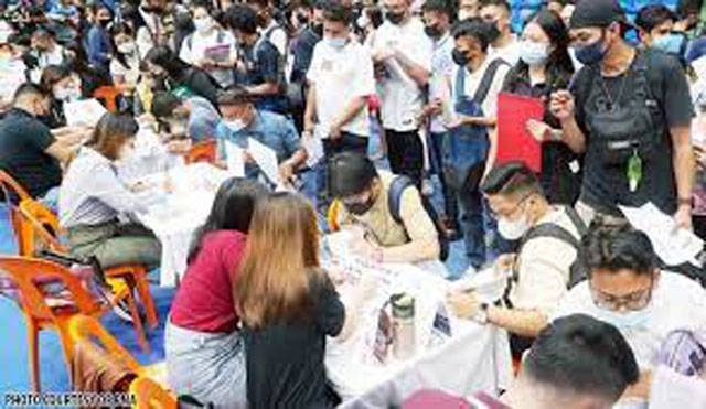 Philippines’ unemployment rate drops to 4.4pc in Aug