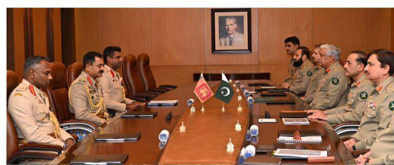 Commander Sri Lankan Army calls on COAS