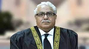 Justice Mazhar challenges SJC proceedings on complaints in SC