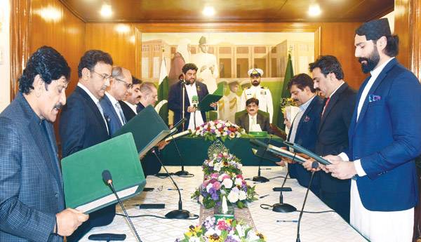 10-member Sindh cabinet takes oath in Karachi