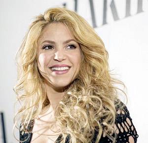 Shakira wows at Coachella on day dominated by Latino artists