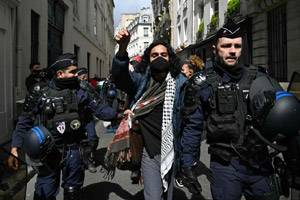 Police clear pro-Gaza sit-in at top Paris university