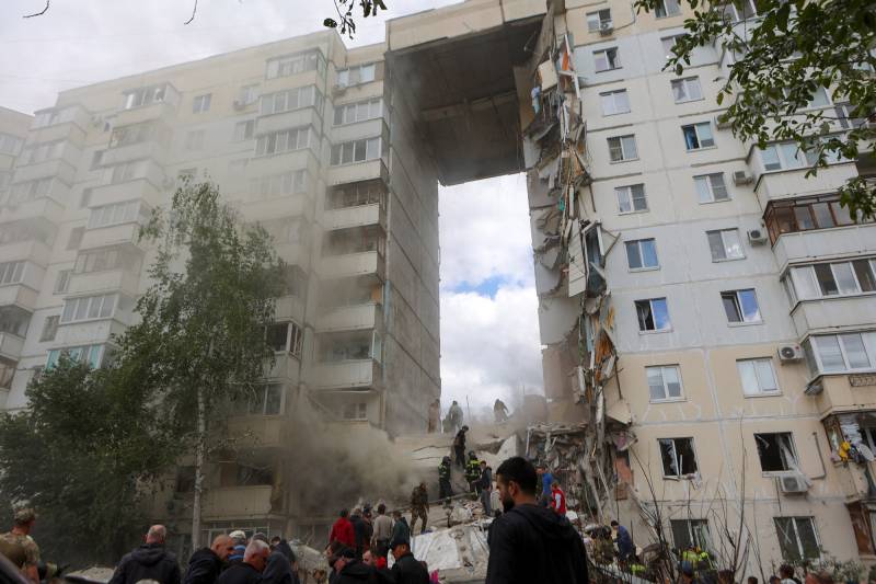 Seven killed in Ukrainian missile strike on Russian apartment block