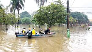 Rivers rise again as rain batters flood-hit south Brazil