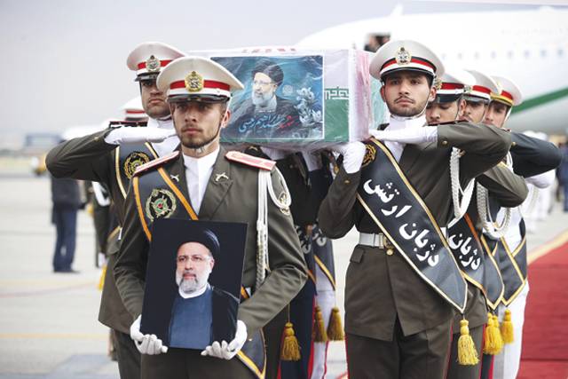 Iranians pay last respects to president Raisi