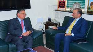 US ambassador meets privatisation minister