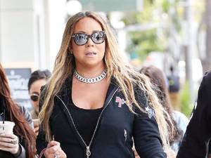 Mariah Carey mourns the deaths of her mom and sister, who died ‘on the same day’