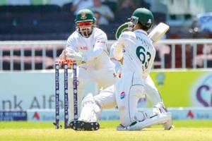 Mehidy and Taskin’s 8-wicket haul restricts Pakistan to 274 in 2nd Test