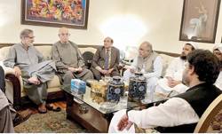 Opposition alliance decides to call APC on Balochistan issue