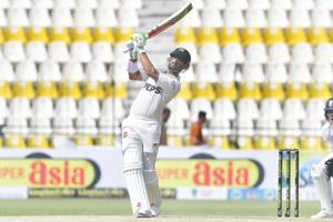 Shan, Abdullah shine with centuries as Pakistan dominate day one