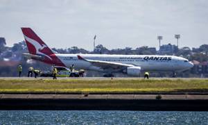 Qantas plane returns to Australia airport due to ‘engine failure’