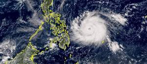 Super Typhoon makes landfall in the Philippines