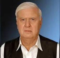 KP govt lost writ in province: Aftab Sherpao