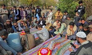 Kurram death toll reaches 107 as clashes continue