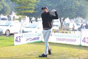 Hamza Amin tops leaderboard in 43rd Punjab Open Golf