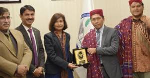 Indonesian CG deleveres lecture on Public Health Management in SMBB University Larkana