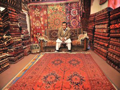 iranian-machines-leave-afghan-carpet-industry-threadbare-1335122702-8991.jpg